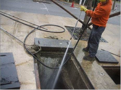 乐陵池底污泥如何清理