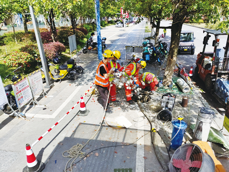  乐陵UV-CIPP紫外光固化修复